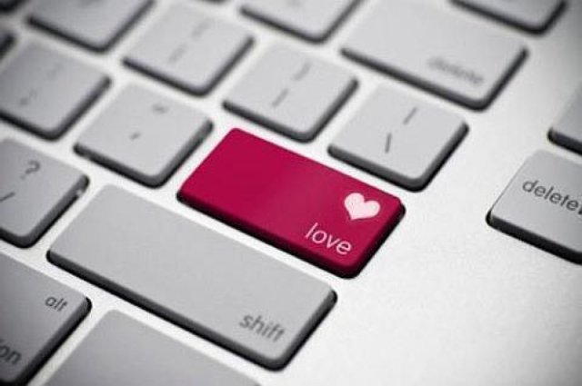 clavier avec une touche love